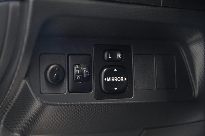 Toyota Auris I с пробегом 2007 года, цена 649 000 рублей, 199000 км, хэтчбек, Автокод Объявления