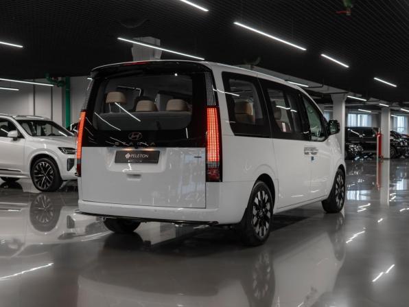 Hyundai Staria I с пробегом 2025 года, цена 8 350 000 рублей, 500 км, минивэн, Автокод Объявления