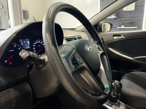 Hyundai Solaris I Рестайлинг с пробегом 2015 года, цена 948 000 рублей, 114339 км, седан, Автокод Объявления