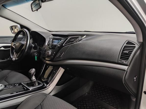 Hyundai i40 I с пробегом 2013 года, цена 1 100 000 рублей, 119783 км, седан, Автокод Объявления