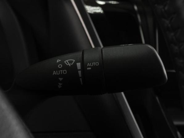 Toyota Camry VIII (XV70) Рестайлинг с пробегом 2023 года, цена 3 549 000 рублей, 32933 км, седан, Автокод Объявления