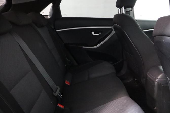 Hyundai i30 II Рестайлинг с пробегом 2016 года, цена 1 299 000 рублей, 99000 км, хэтчбек, Автокод Объявления