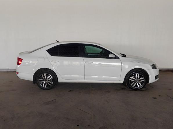 Skoda Octavia III (A7) с пробегом 2016 года, цена 1 550 000 рублей, 138177 км, лифтбек, Автокод Объявления