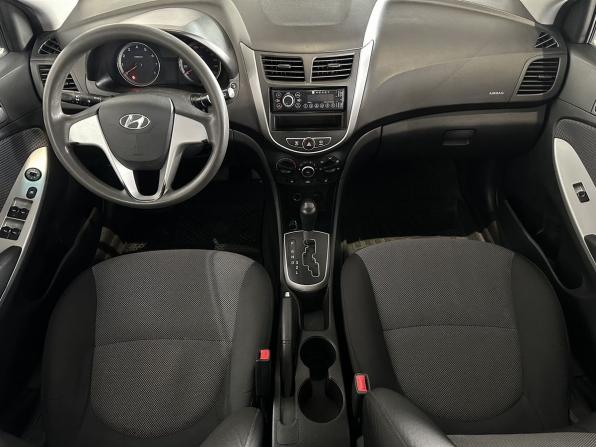 Hyundai Solaris I с пробегом 2013 года, цена 690 000 рублей, 200058 км, седан, Автокод Объявления