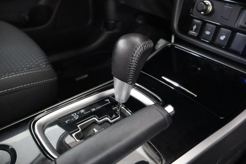 Mitsubishi Outlander III Рестайлинг 3 Санкт-Петербург  - изображение 11