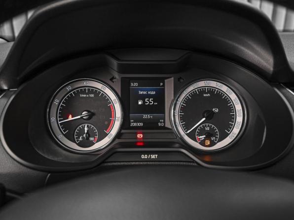 Skoda Octavia III (A7) Рестайлинг с пробегом 2017 года, цена 1 748 000 рублей, 208309 км, лифтбек, Автокод Объявления