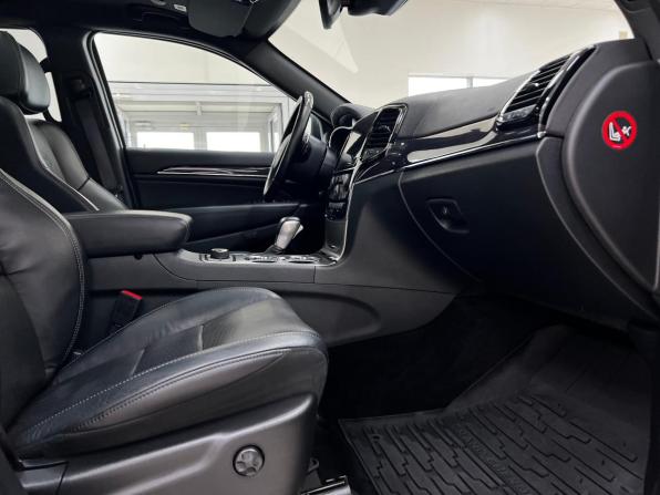Jeep Grand Cherokee IV (WK2) Рестайлинг с пробегом 2021 года, цена 4 400 000 рублей, 122888 км, внедорожник, Автокод Объявления