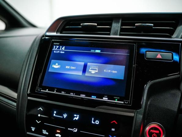 Honda Fit III Рестайлинг с пробегом 2017 года, цена 1 129 000 рублей, 149747 км, хэтчбек, Автокод Объявления