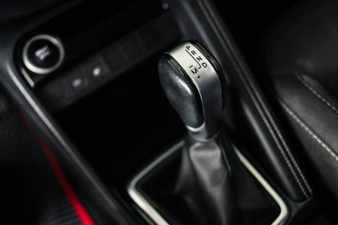 Renault Kaptur I Рестайлинг с пробегом 2021 года, цена 1 200 000 рублей, 145432 км, внедорожник, Автокод Объявления