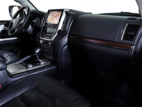 Toyota Land Cruiser 200 Series Рестайлинг 2 с пробегом 2015 года, цена 5 185 000 рублей, 170623 км, внедорожник, Автокод Объявления