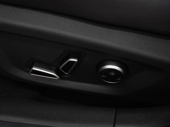 Changan UNI-V I с пробегом 2023 года, цена 2 199 000 рублей, 42259 км, лифтбек, Автокод Объявления