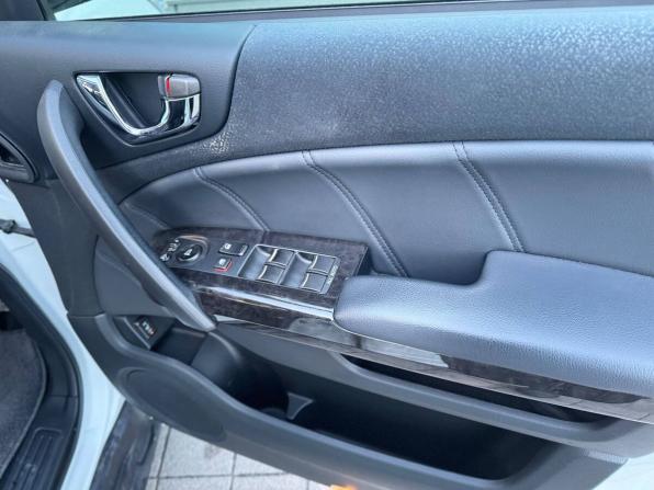 Honda Elysion I Рестайлинг с пробегом 2013 года, цена 2 350 000 рублей, 154774 км, минивэн, Автокод Объявления