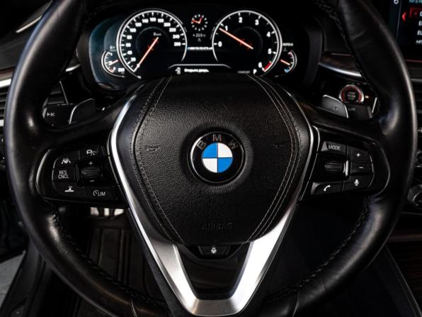 BMW 5 серии VII (G30/G31/G38) с пробегом 2017 года, цена 2 899 000 рублей, 198736 км, седан, Автокод Объявления