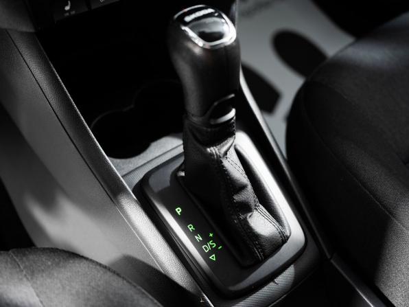 Skoda Rapid I Рестайлинг с пробегом 2018 года, цена 889 500 рублей, 68825 км, лифтбек, Автокод Объявления