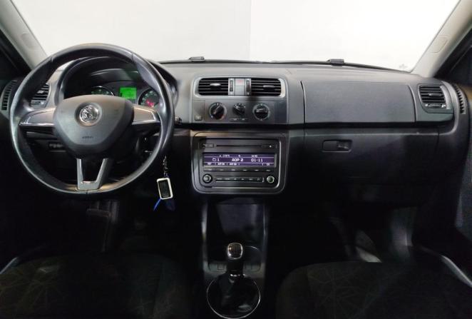Skoda Fabia II Рестайлинг с пробегом 2014 года, цена 930 000 рублей, 73050 км, хэтчбек, Автокод Объявления