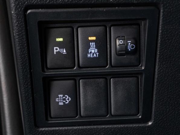 Toyota Hilux VIII Рестайлинг 2 с пробегом 2020 года, цена 3 999 000 рублей, 287241 км, offers.body_type.unknown, Автокод Объявления