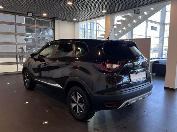 Renault Kaptur I с пробегом 2018 года, цена 1 533 000 рублей, 120115 км, внедорожник, Автокод Объявления