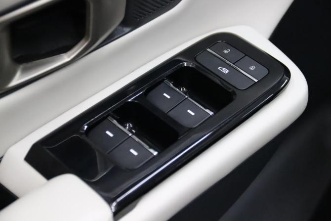 JETOUR DASHING I с пробегом 2024 года, цена 2 165 650 рублей, 21016 км, внедорожник, Автокод Объявления