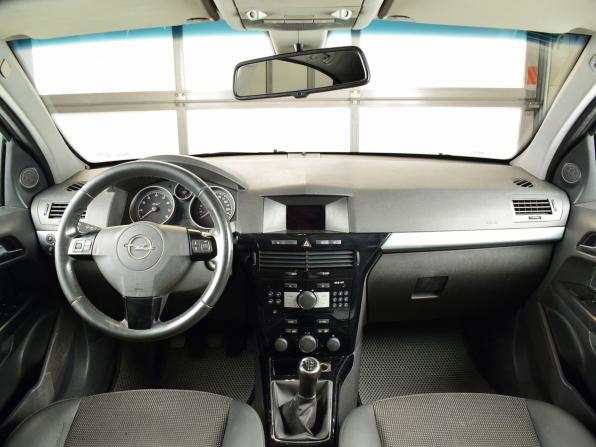 Opel Astra H Рестайлинг с пробегом 2011 года, цена 574 999 рублей, 175317 км, хэтчбек, Автокод Объявления