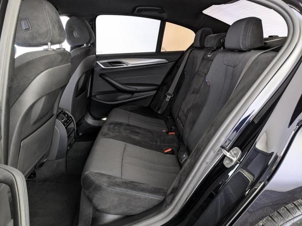 BMW 5 серии VII (G30/G31/G38) с пробегом 2019 года, цена 3 280 000 рублей, 150630 км, седан, Автокод Объявления