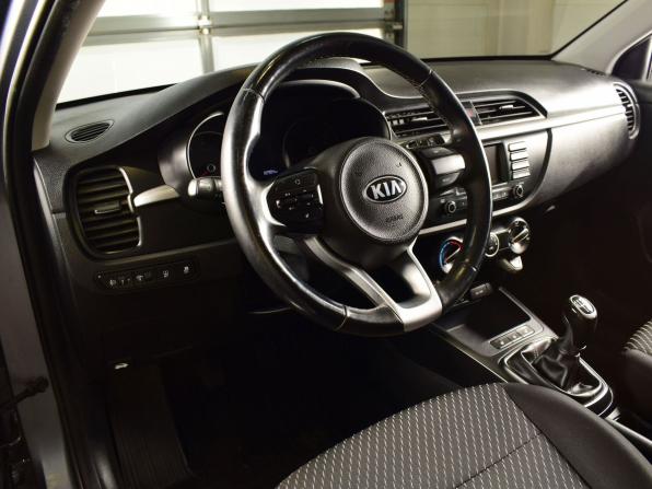 Kia Rio IV с пробегом 2018 года, цена 1 299 999 рублей, 82902 км, хэтчбек, Автокод Объявления