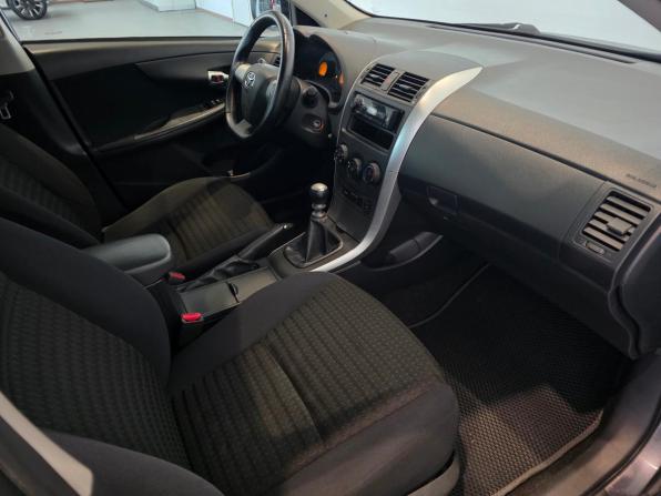 Toyota Corolla X (E140 E150) Рестайлинг с пробегом 2011 года, цена 968 000 рублей, 201121 км, седан, Автокод Объявления