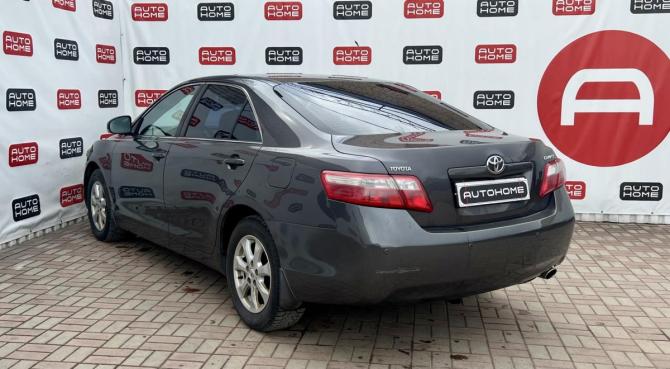 Toyota Camry VI (XV40) Рестайлинг с пробегом 2010 года, цена 950 000 рублей, 358724 км, седан, Автокод Объявления