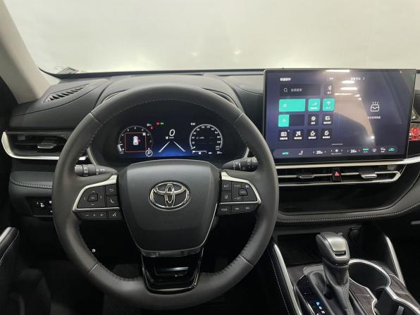Toyota Highlander IV (XU70) с пробегом 2025 года, цена 5 400 000 рублей, 19 км, внедорожник, Автокод Объявления