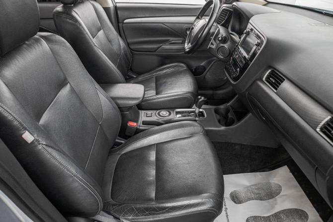 Mitsubishi Outlander III с пробегом 2013 года, цена 1 649 000 рублей, 210000 км, внедорожник, Автокод Объявления