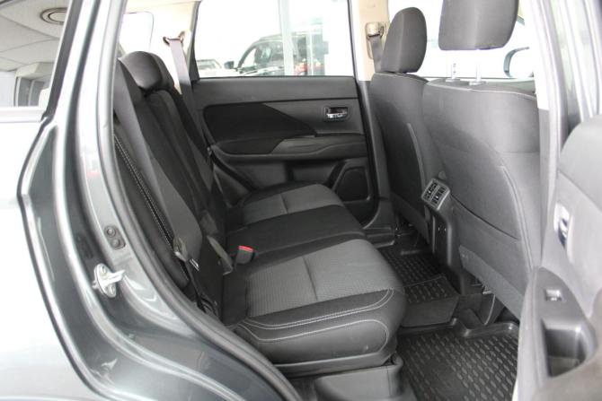 Mitsubishi Outlander III Рестайлинг 3 с пробегом 2019 года, цена 2 392 000 рублей, 111000 км, внедорожник, Автокод Объявления