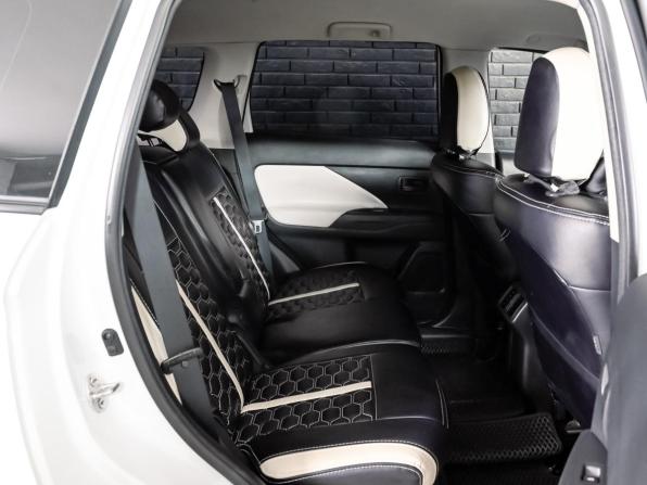 Mitsubishi Outlander III Рестайлинг 3 с пробегом 2019 года, цена 1 990 000 рублей, 189403 км, внедорожник, Автокод Объявления