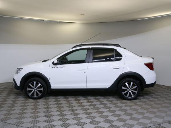 Renault Logan II Рестайлинг с пробегом 2021 года, цена 1 435 000 рублей, 53220 км, седан, Автокод Объявления
