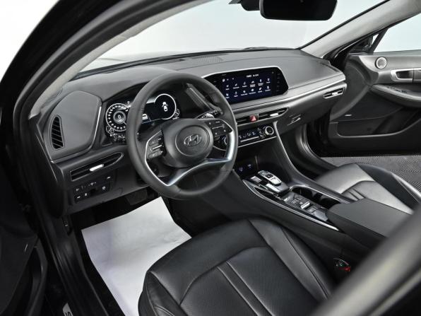 Hyundai Sonata VIII (DN8) с пробегом 2022 года, цена 2 599 000 рублей, 41000 км, седан, Автокод Объявления