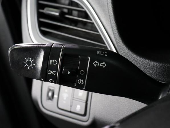 Hyundai Solaris II с пробегом 2018 года, цена 1 350 000 рублей, 154349 км, седан, Автокод Объявления