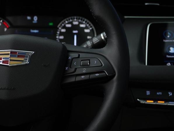 Cadillac XT4 I с пробегом 2019 года, цена 2 799 999 рублей, 123750 км, внедорожник, Автокод Объявления