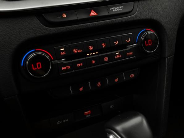 Kia Ceed III с пробегом 2020 года, цена 1 800 000 рублей, 231740 км, универсал, Автокод Объявления