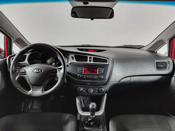 Kia Ceed II с пробегом 2014 года, цена 910 000 рублей, 130283 км, хэтчбек, Автокод Объявления