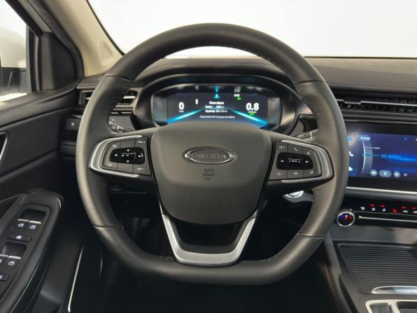 Omoda S5 с пробегом 2024 года, цена 1 649 900 рублей, 1678 км, седан, Автокод Объявления