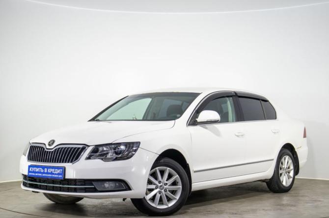 Skoda Superb II Рестайлинг с пробегом 2013 года, цена 1 000 000 рублей, 240000 км, лифтбек, Автокод Объявления