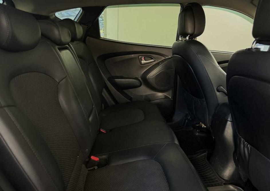 Hyundai ix35 I Москва  - изображение 11