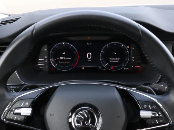 Skoda Octavia IV (A8) с пробегом 2020 года, цена 2 357 100 рублей, 94230 км, лифтбек, Автокод Объявления