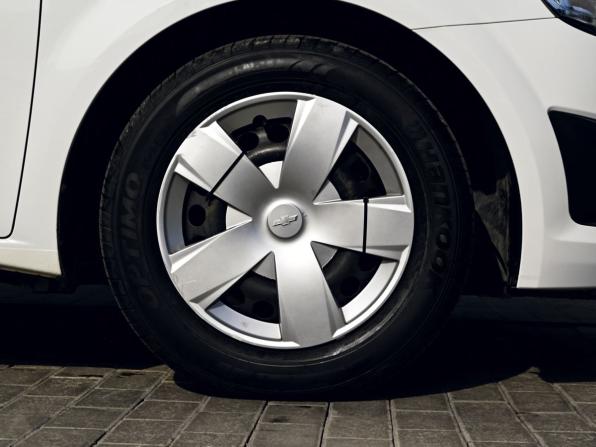 Chevrolet Aveo II с пробегом 2015 года, цена 789 000 рублей, 73600 км, седан, Автокод Объявления