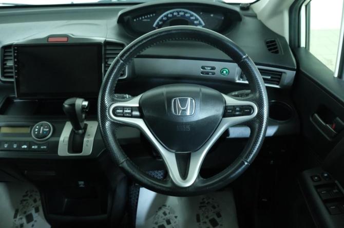 Honda Freed I Рестайлинг с пробегом 2012 года, цена 1 179 000 рублей, 162000 км, компактвэн, Автокод Объявления