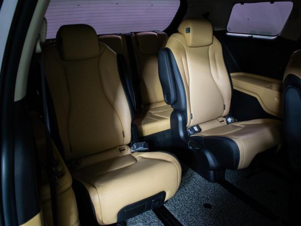 Kia Carnival IV с пробегом 2020 года, цена 4 400 000 рублей, 28500 км, минивэн, Автокод Объявления