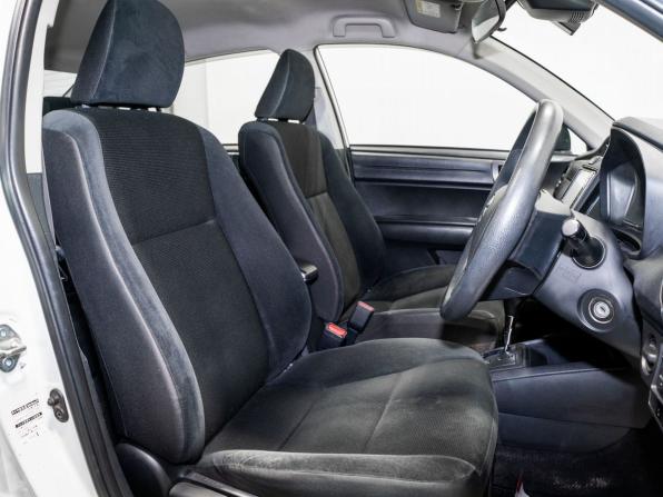 Toyota Corolla XI (E160 E170) Рестайлинг 2 с пробегом 2019 года, цена 1 075 000 рублей, 186657 км, седан, Автокод Объявления