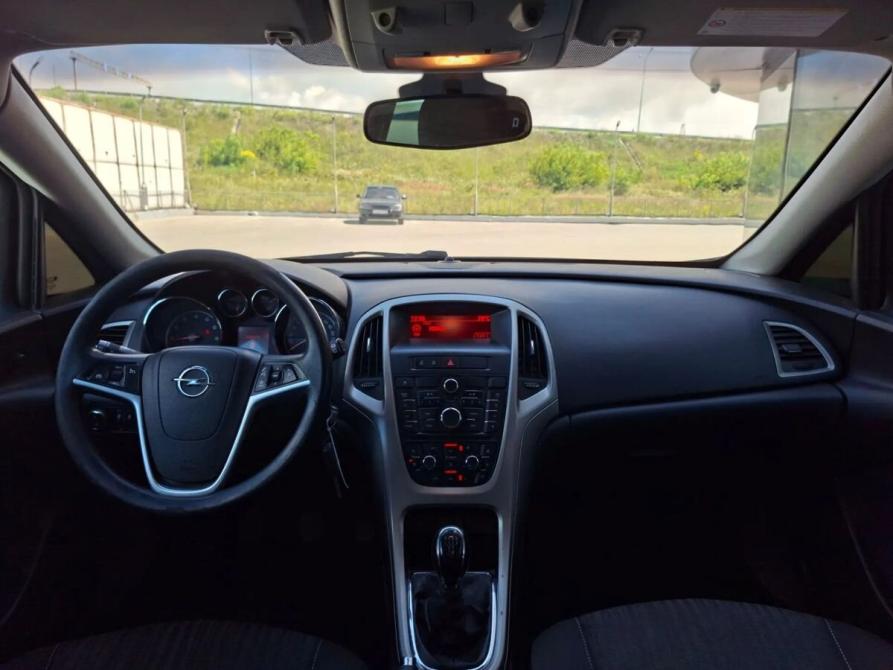 Opel Astra J Самара  - изображение 9