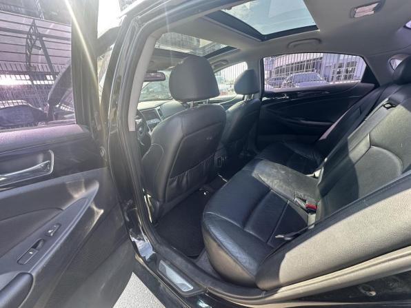Hyundai Sonata IV (EF) Рестайлинг с пробегом 2011 года, цена 979 000 рублей, 136748 км, седан, Автокод Объявления