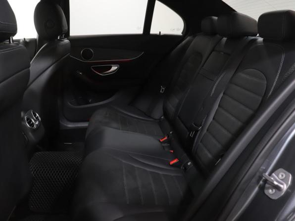 Mercedes-Benz C-Класс IV (W205) Рестайлинг с пробегом 2019 года, цена 3 650 000 рублей, 72343 км, седан, Автокод Объявления