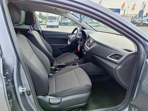 Hyundai Solaris II с пробегом 2018 года, цена 1 264 995 рублей, 112945 км, седан, Автокод Объявления