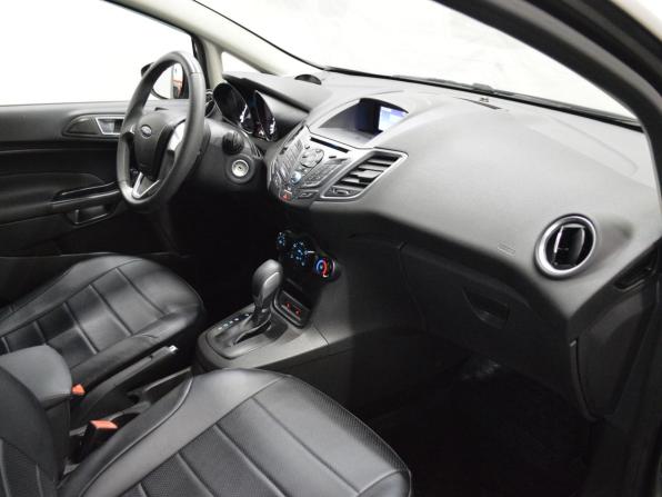 Ford Fiesta Mk6 Рестайлинг с пробегом 2016 года, цена 850 000 рублей, 86367 км, хэтчбек, Автокод Объявления